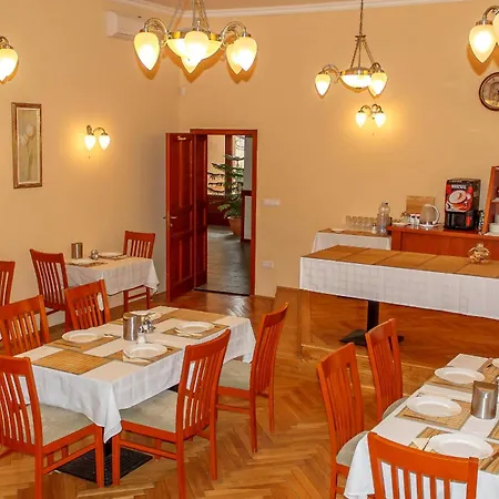 Pannon Bejelentkezes 20 Oraig, Check-in Until 20 O'clock, Einchecken Bis 20 Uhr 酒店 莫哈奇