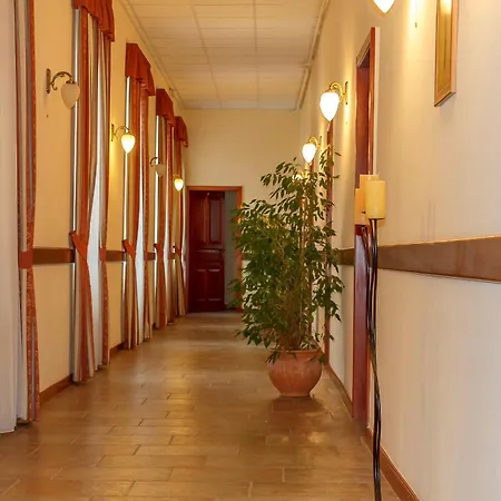 酒店 Pannon Bejelentkezes 20 Oraig, Check-in Until 20 O'clock, Einchecken Bis 20 Uhr 3*