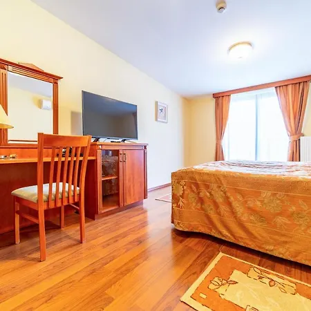 Pannon Bejelentkezes 20 Oraig, Check-in Until 20 O'clock, Einchecken Bis 20 Uhr فندق 3*