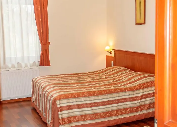 Pannon Panzió Szálloda 3*